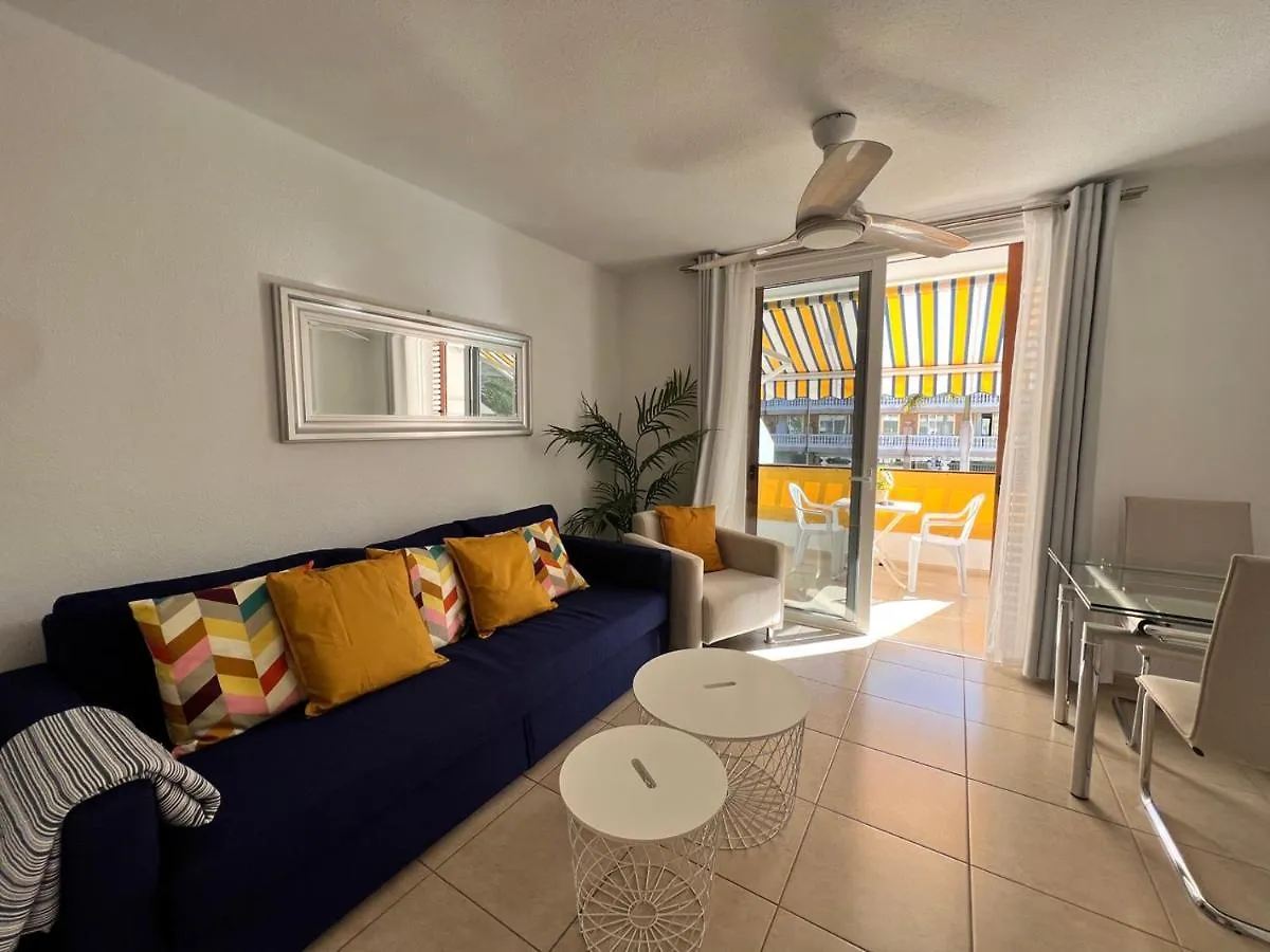 Seafront New Modern Study Ps3 Apartment Playa de las Americas