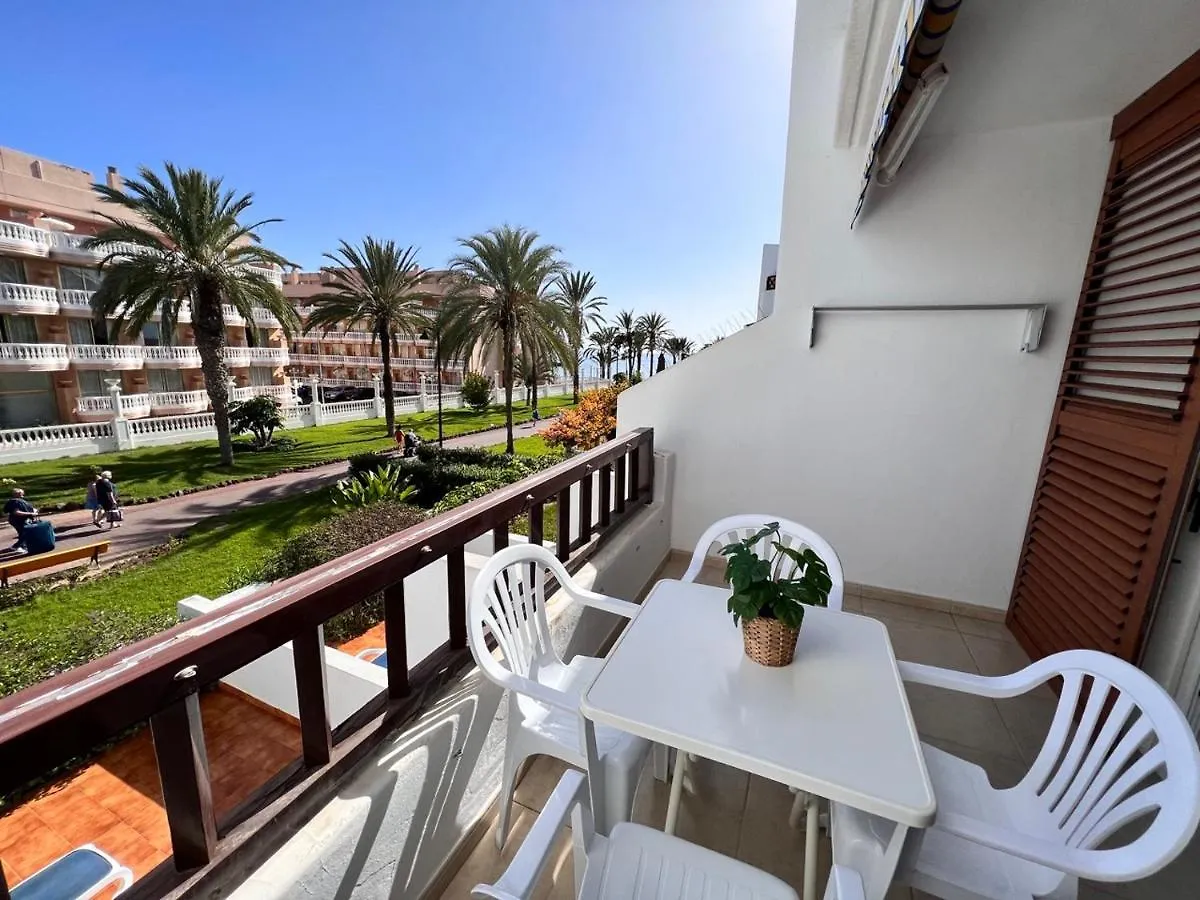 Seafront New Modern Study Ps3 Apartment Playa de las Americas