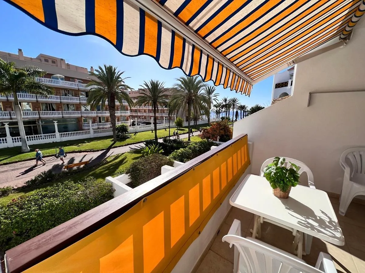 Seafront New Modern Study Ps3 Apartment Playa de las Americas